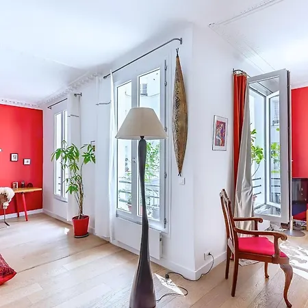 Apartment Charming Flat Near Canal Saint-martin *